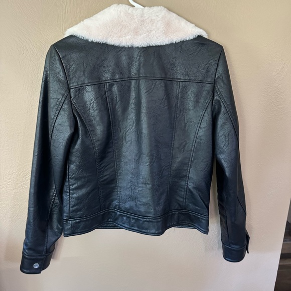 Bernardo Jacket with removable fur collar - Picture 2 of 6